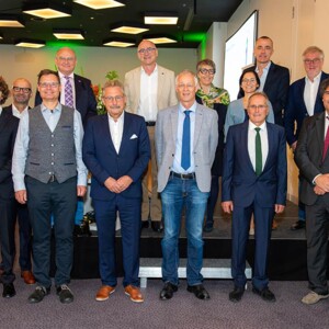 Gruppenbild Referenten Schweizer Symposium 2022 Gruppenbild Referenten Schweizer Symposium 2022