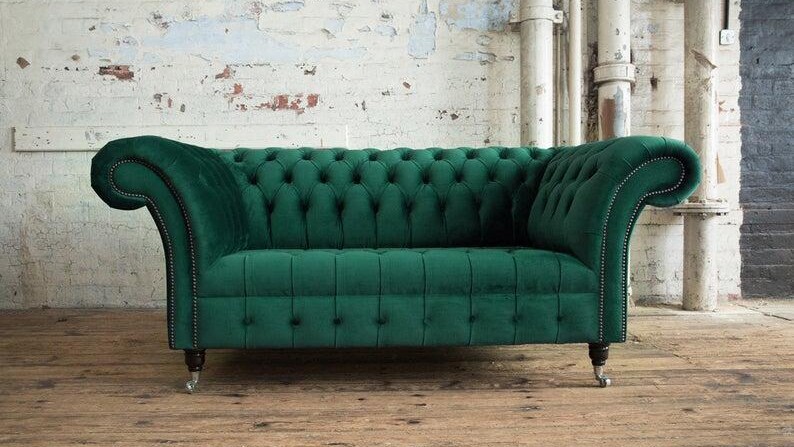 Ein grünes Sofa Ein grünes Sofa